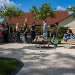 Deutsches Haus Restaurant Gastwirtschaft Biergarten Am Radweg Gæstehus