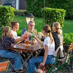 Deutsches Haus Restaurant Gastwirtschaft Biergarten Am Radweg