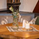 Deutsches Haus Restaurant Gastwirtschaft Biergarten Am Radweg 3* Bermuthshain
