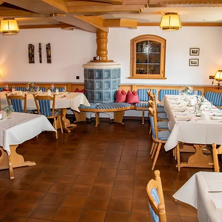 Deutsches Haus 3*