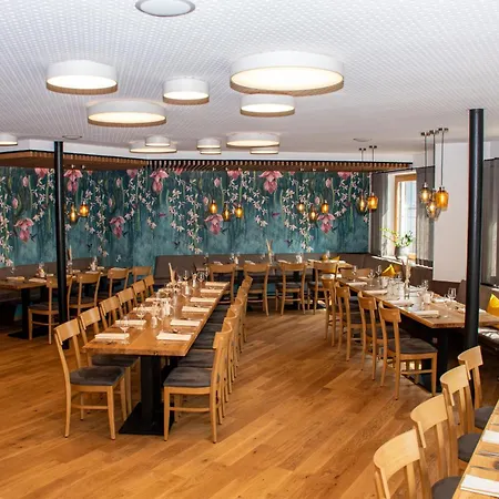 Deutsches Haus Restaurant Gastwirtschaft Biergarten Am Radweg Affittacamere 3*