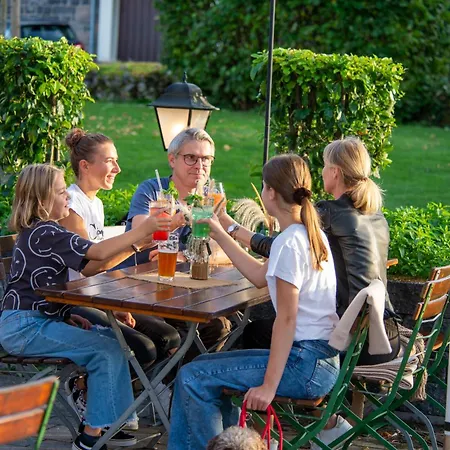 Deutsches Haus Restaurant Gastwirtschaft Biergarten Am Radweg