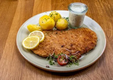 Deutsches Haus Restaurant Gastwirtschaft Biergarten Am Radweg