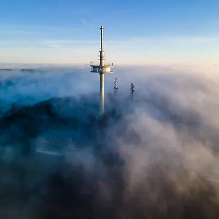 Deutsches Haus Restaurant Gastwirtschaft Biergarten Am Radweg 3*