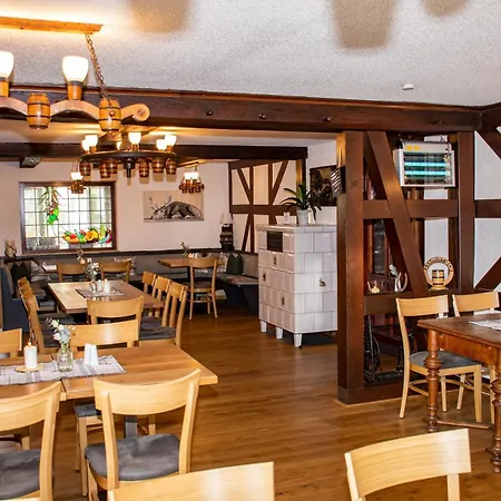 Affittacamere Deutsches Haus Restaurant Gastwirtschaft Biergarten Am Radweg 3*