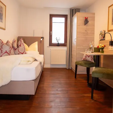 Guest house Deutsches Haus 3*