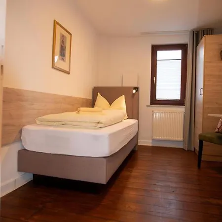 Deutsches Haus Restaurant Gastwirtschaft Biergarten Am Radweg 招待所