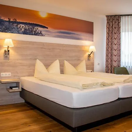 Deutsches Haus Restaurant Gastwirtschaft Biergarten Am Radweg Bermuthshain