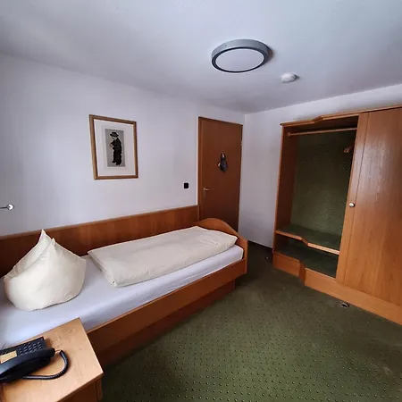 Deutsches Haus Guest house 3*