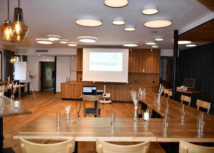 Pensión Deutsches Haus Restaurant Gastwirtschaft Biergarten Am Radweg 4*