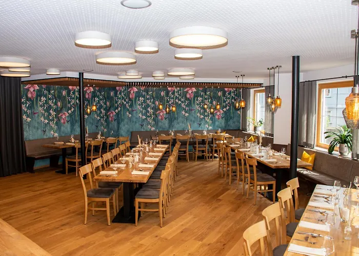 Deutsches Haus Restaurant Gastwirtschaft Biergarten Am Radweg Pensión 4*