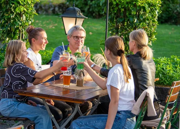 Deutsches Haus Restaurant Gastwirtschaft Biergarten Am Radweg