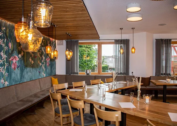 Pensión Deutsches Haus Restaurant Gastwirtschaft Biergarten Am Radweg Bermuthshain