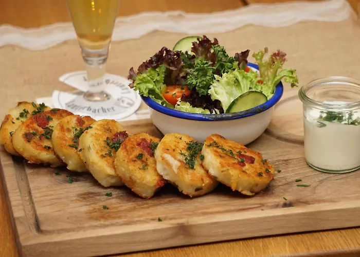 Pensjonat Deutsches Haus Restaurant Gastwirtschaft Biergarten Am Radweg 4*