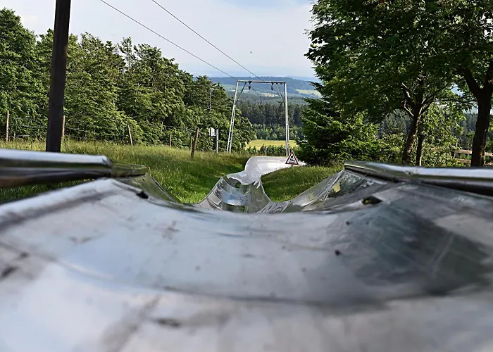 Pensjonat Deutsches Haus Restaurant Gastwirtschaft Biergarten Am Radweg Bermuthshain