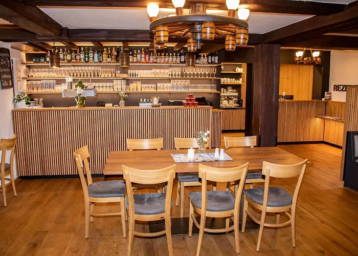 Deutsches Haus Restaurant Gastwirtschaft Biergarten Am Radweg Pensión