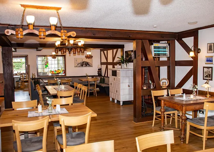 Pensión Deutsches Haus Restaurant Gastwirtschaft Biergarten Am Radweg 4*