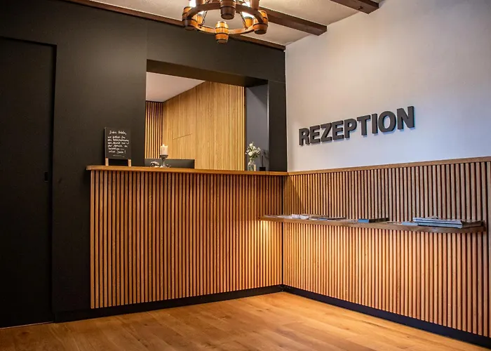 Pensión Deutsches Haus Restaurant Gastwirtschaft Biergarten Am Radweg 4*